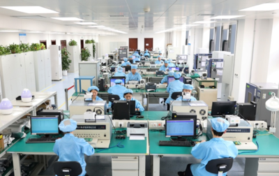 陜西華燕航空儀表 借力低空經(jīng)濟(jì)，機(jī)械電子設(shè)備“飛”出增長(zhǎng)“新航道”